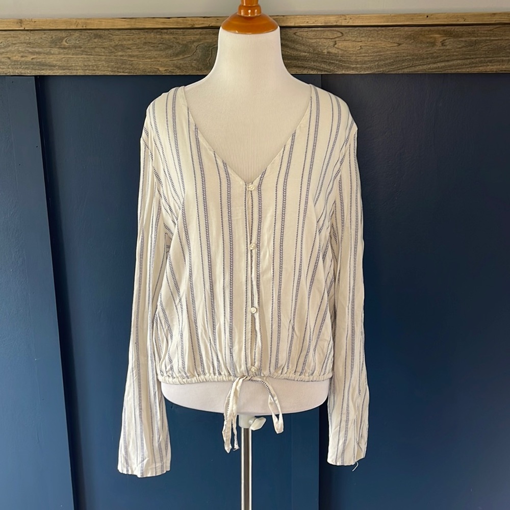 Arizona extra large long sleeve crop top blouse